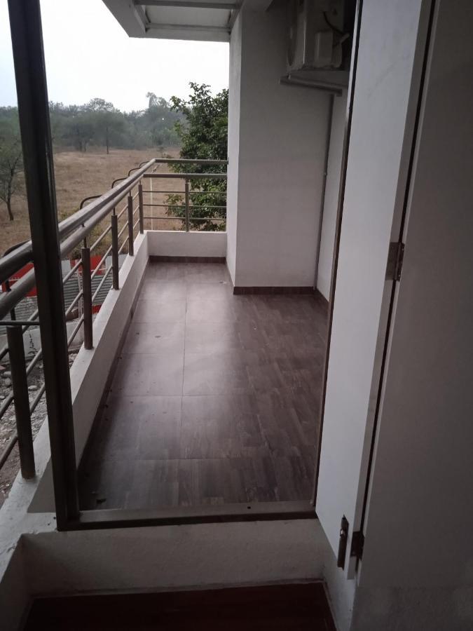 Stay Nc Homestay Nashik Εξωτερικό φωτογραφία